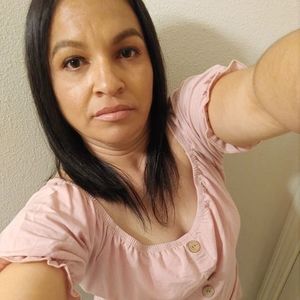 Meet your Posher, Adaena